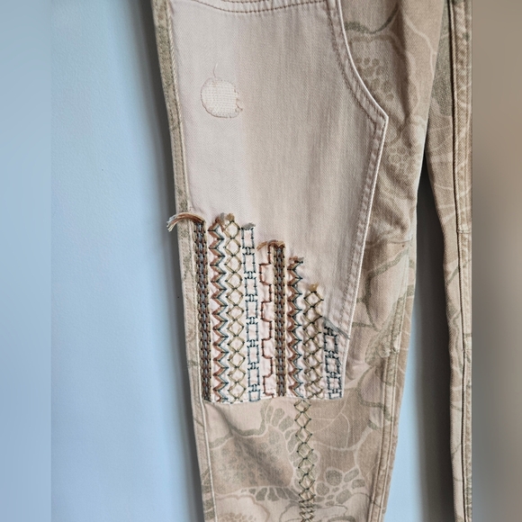 Anthropologie, New Pilcro The Camp Wanderer Pink Rose Patchwork Pants Size 28 - Picture 4 of 15